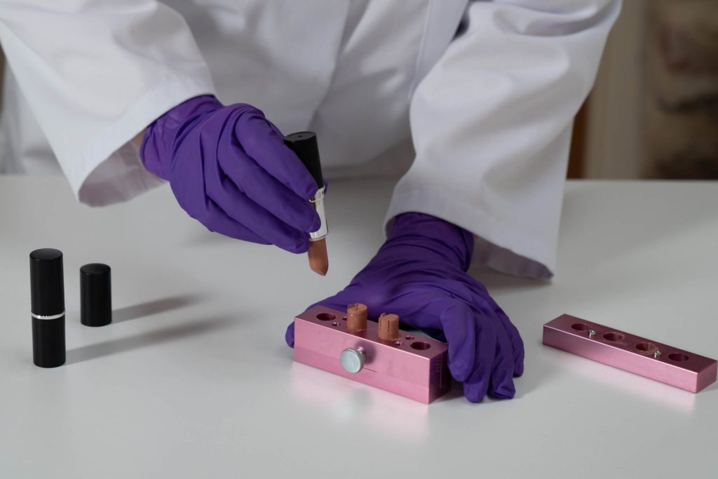 Diploma in Formulating Natural Makeup and Advanced Color Cosmetics 