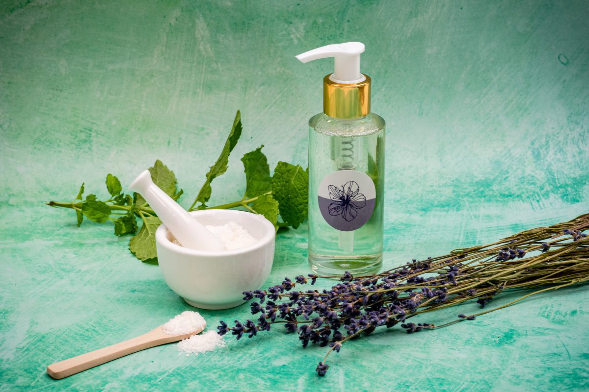 How to create a minimalist beauty routine with zero waste products Zero Waste Formulation