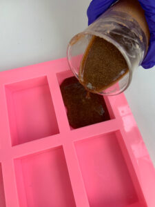 How to make sugar scrub bars + body scrub bar recipe Zero Waste Formulation