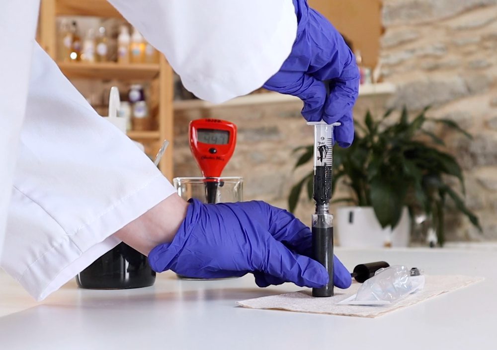 How to Make Natural, Vegan Mascara: Free Beginners’ Formula! Makeup Formulation