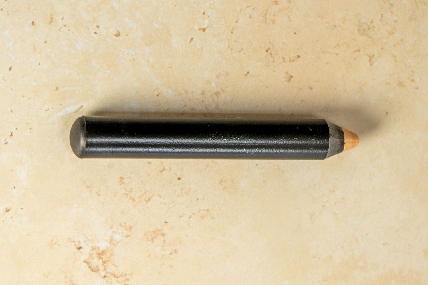 How to Formulate Cream and Cream-to-Powder Eyeshadow Makeup Formulation