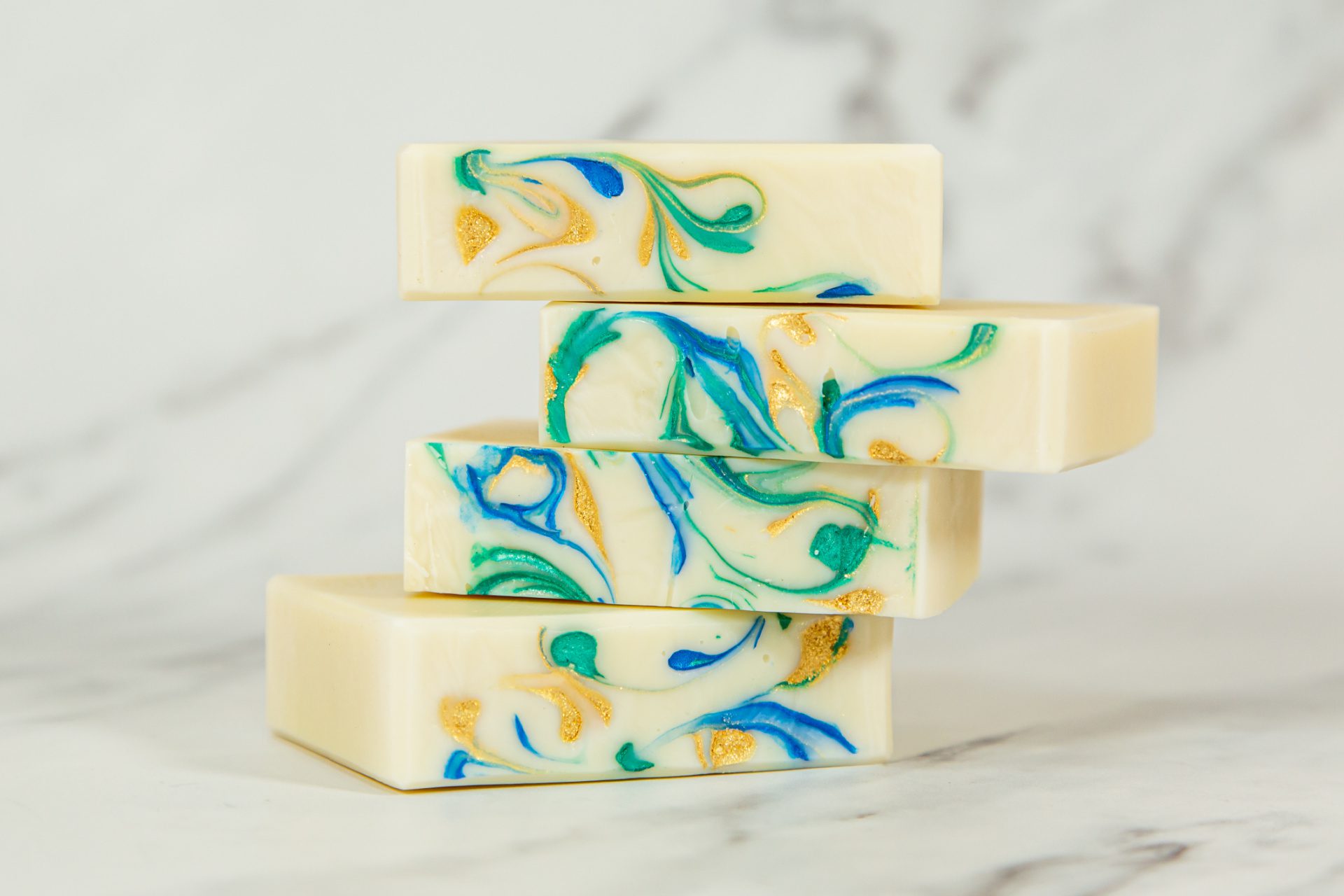 Cold Process Soap Designs: 10 Soap Swirl Techniques to Try Soapmaking