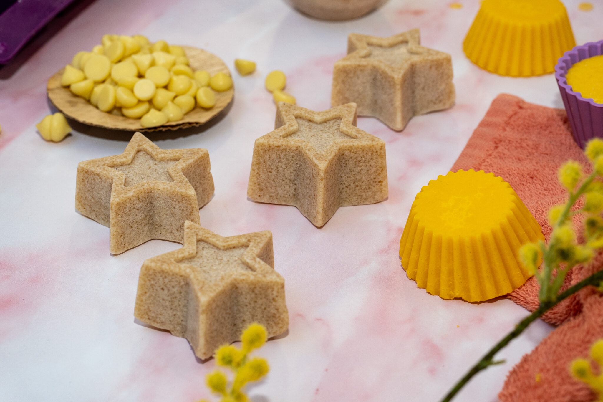 Formulating Your Own Cleansers: A Detailed Guide to Effective, Safe, and Sustainable Cleansers For All Skin Types Skincare Formulation 